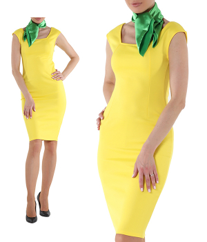 Платье футляр желтое до колена с зеленым платочком